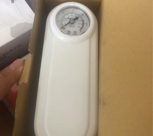 Dụng cụ bơm lốp xe ô tô
