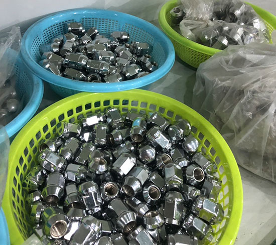 Phụ tùng xe ô tô